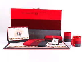 Luxurious gift sets exclusively for royalty of the middle east